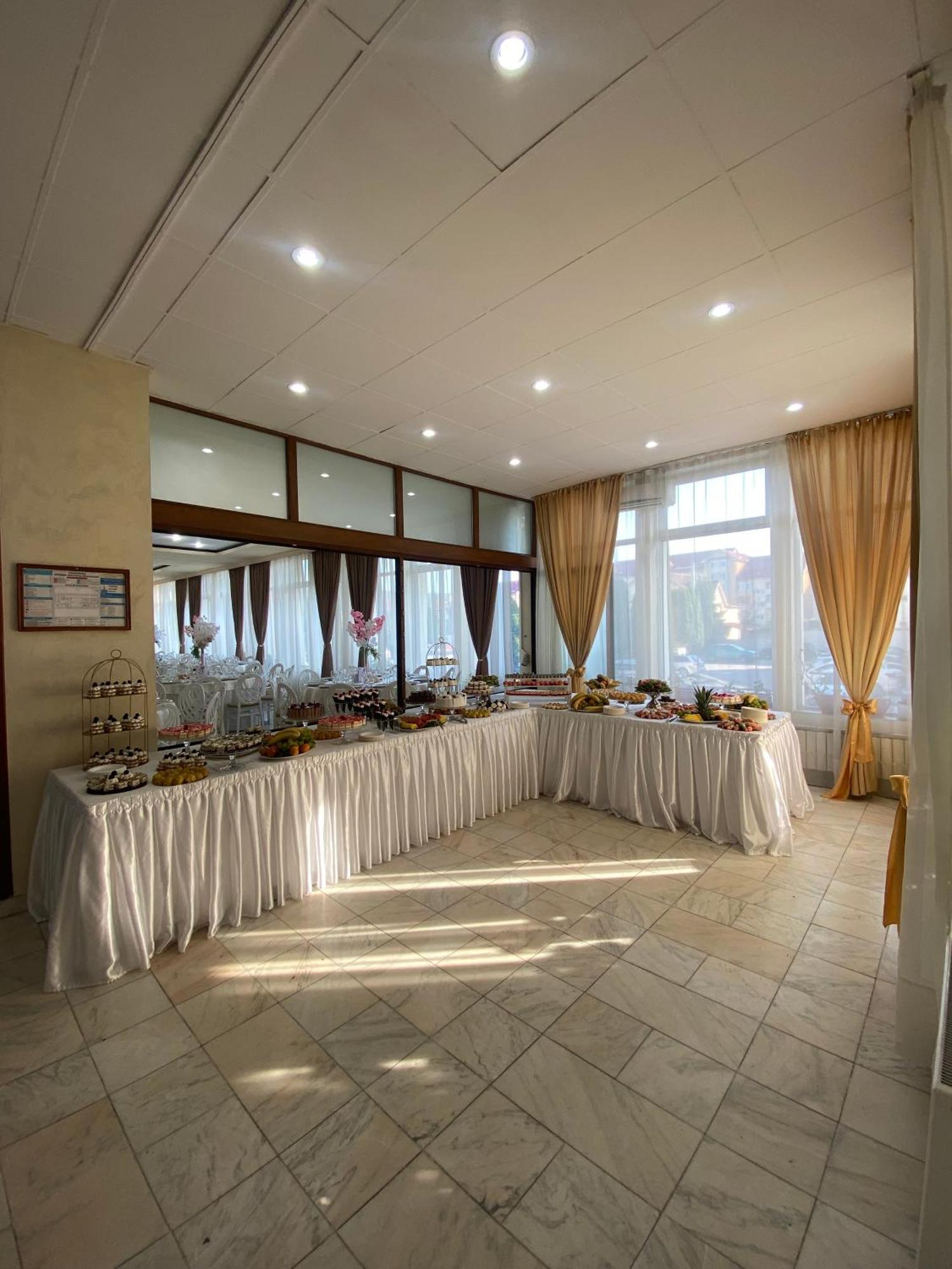 Hotel Diana Bistrita  Exterior photo